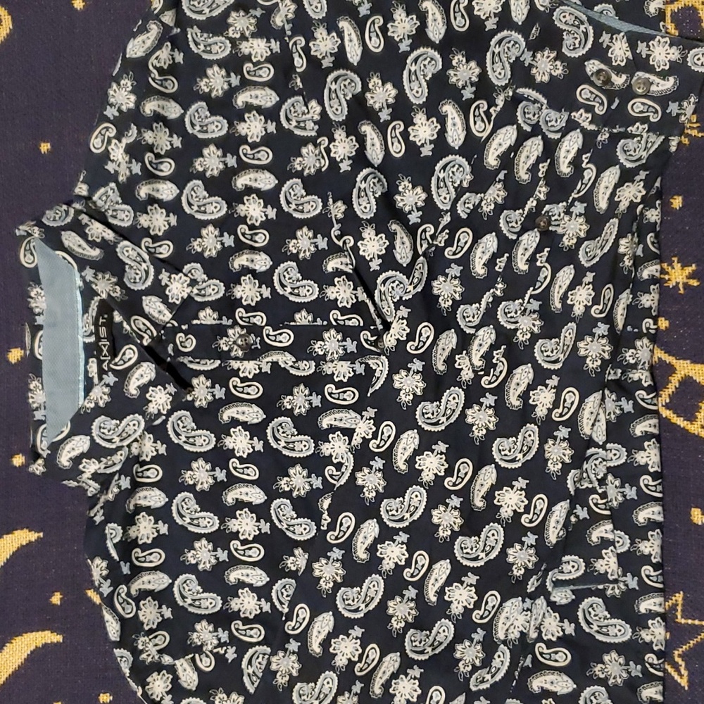 Axist long sleeve button down shirt